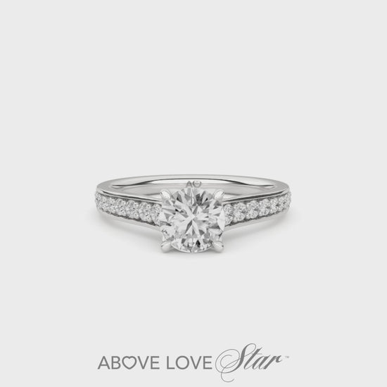 Cargar y reproducir el video en el visor de la galería, Anillo de Compromiso Above Love Star oro blanco 18k
